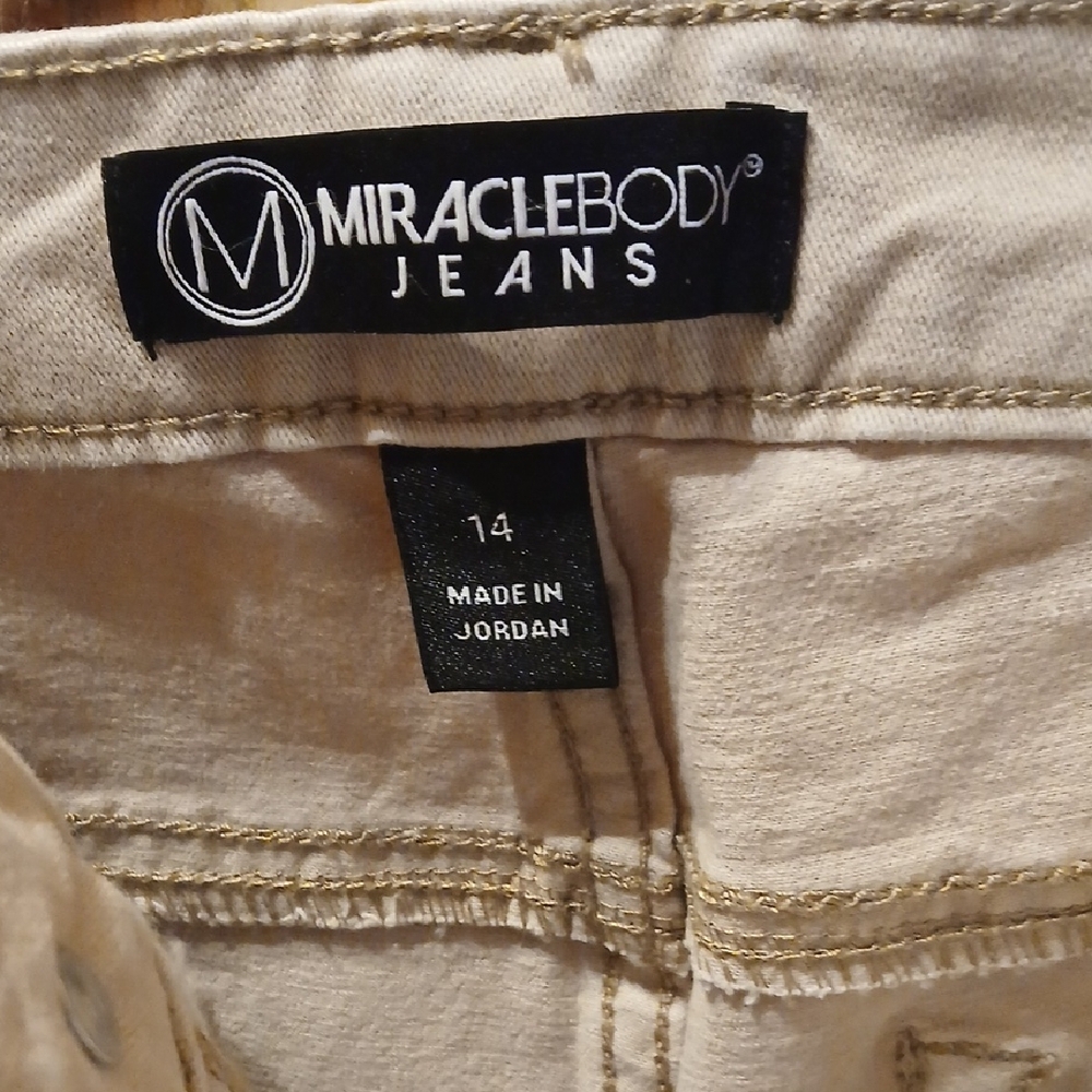 Wm's Sz 14 Miracle Body Pale Khaki Slim Stretch Jeans - Picture 3 of 11